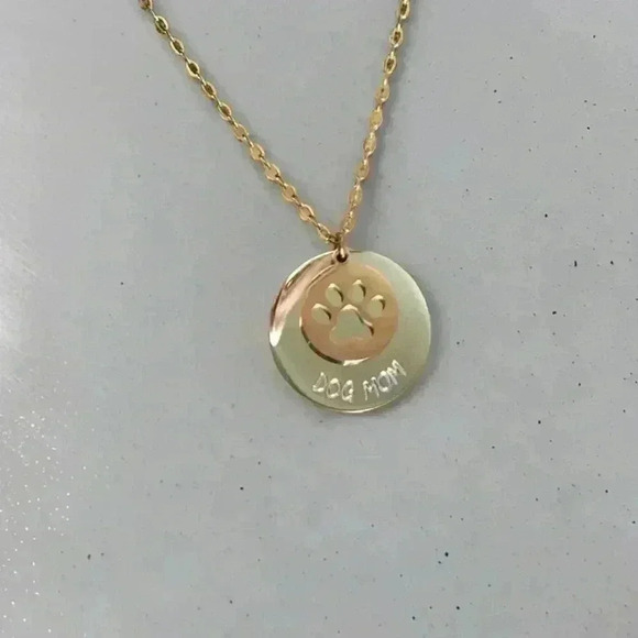 Women’s Dog Mom Necklace for Dog Mama’s - Picture 5 of 5